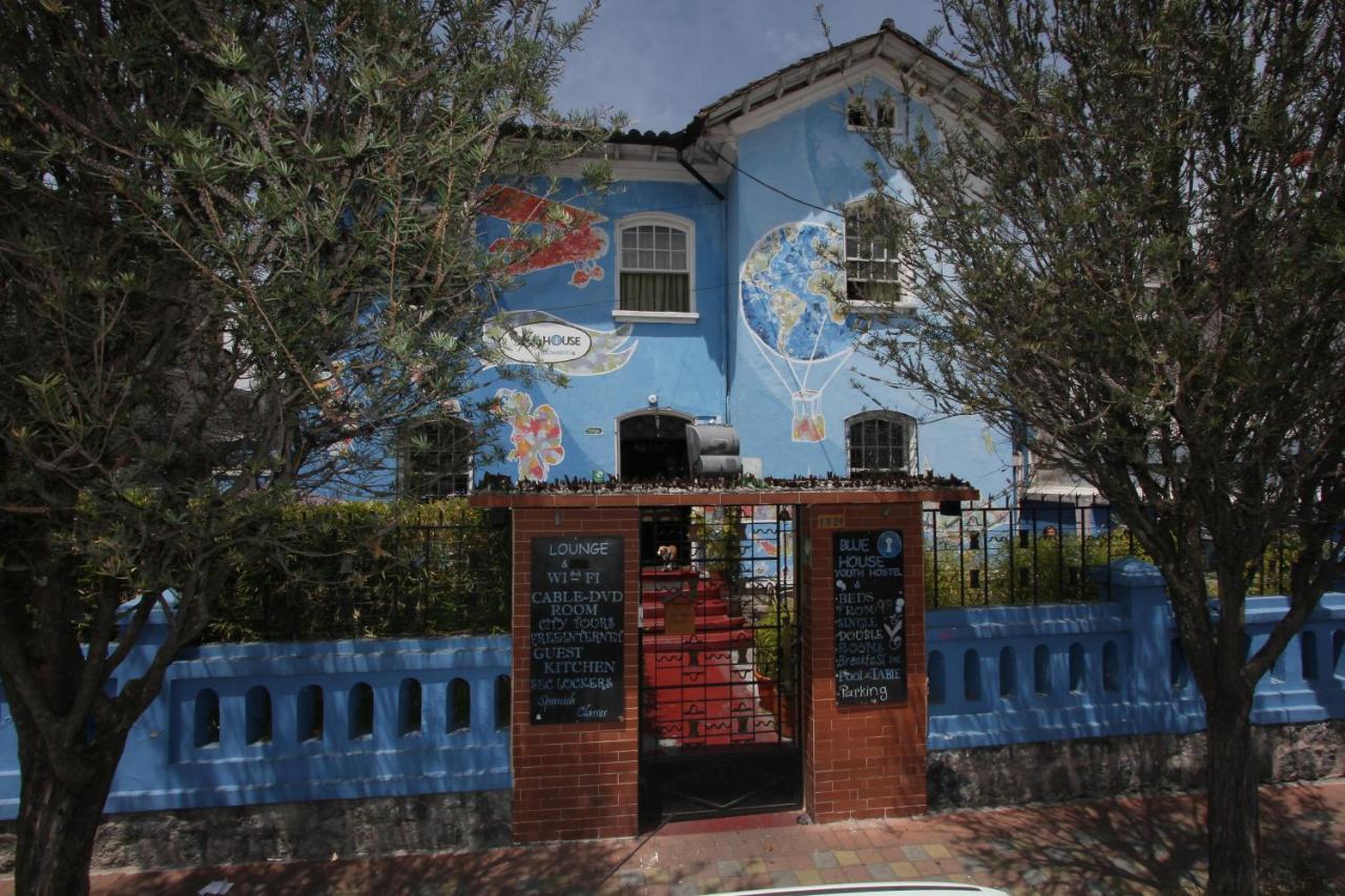 Blue House Youth Hostel Quito Exterior foto